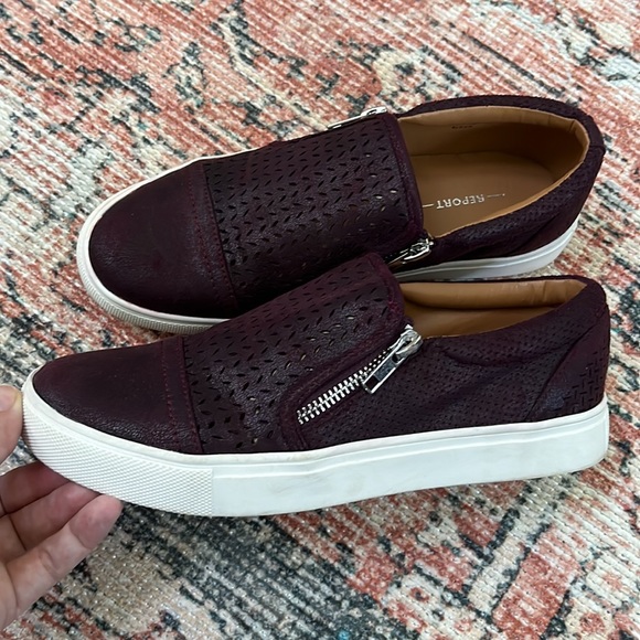 Report Alexa Slip On Sneaker - Picture 2 of 6